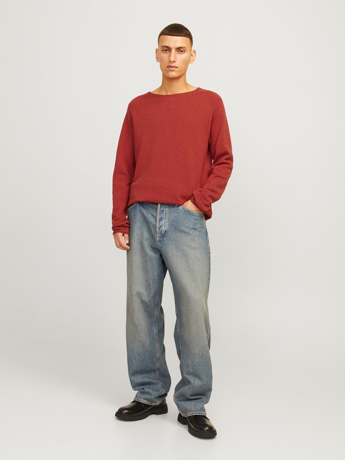 12157321RED OCHRE()TWIST_2_P