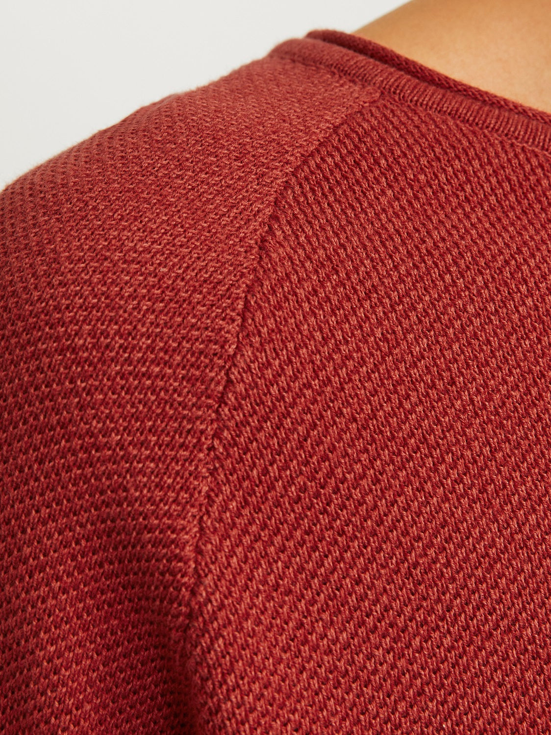 12157321RED OCHRE()TWIST_4_P