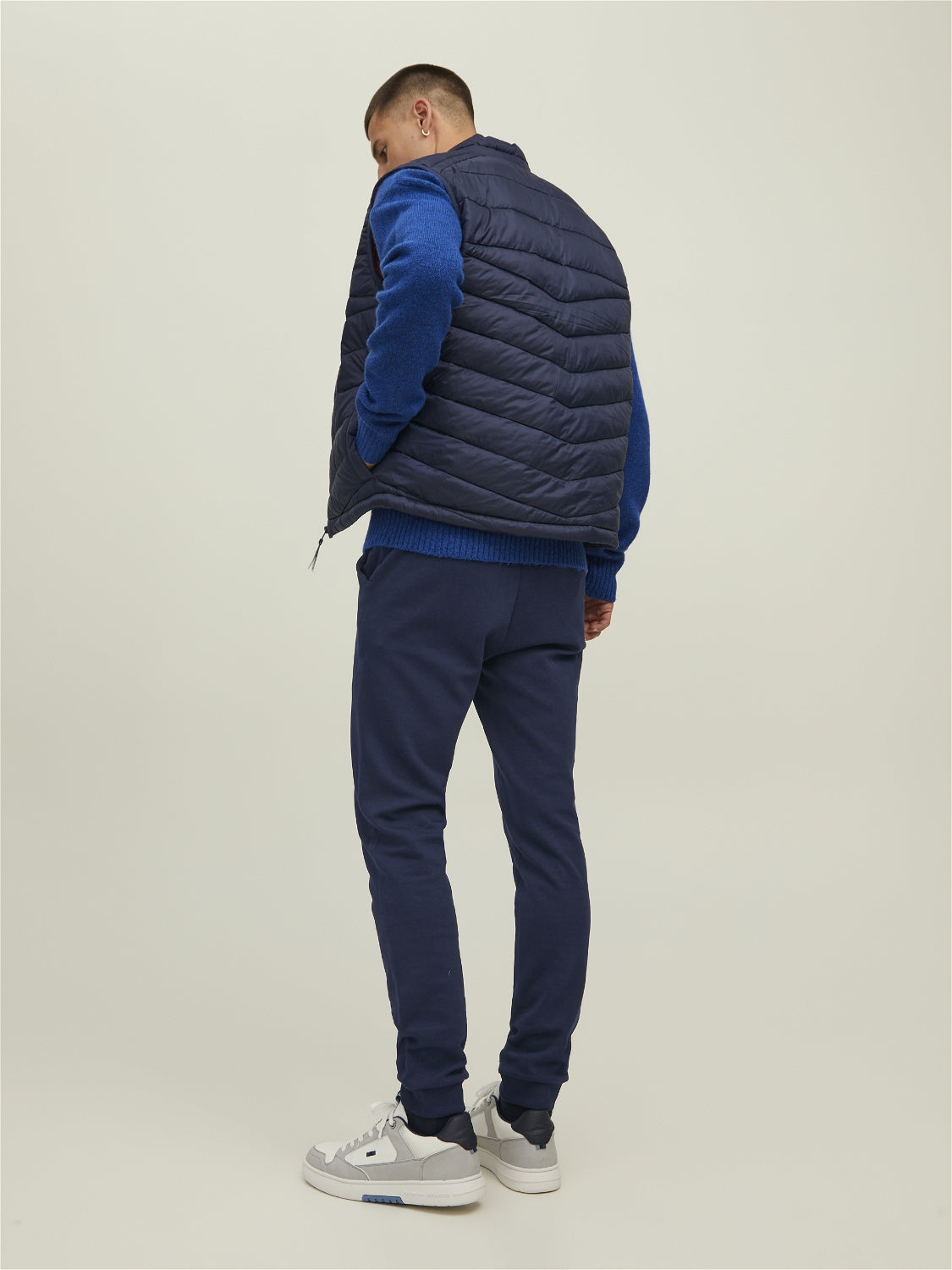 12211027NAVY BLAZER_3_P