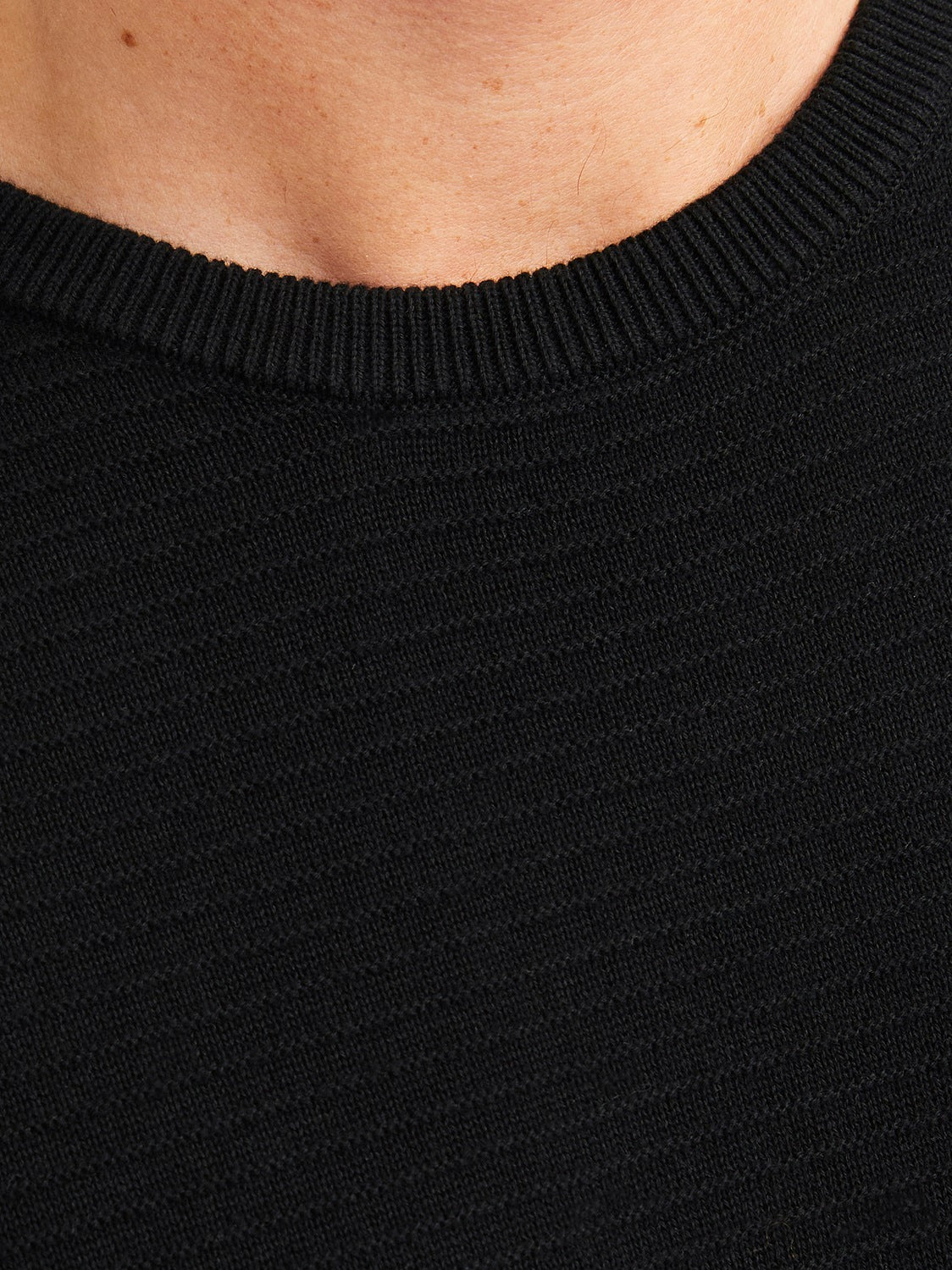 12258571BLACK_5_P