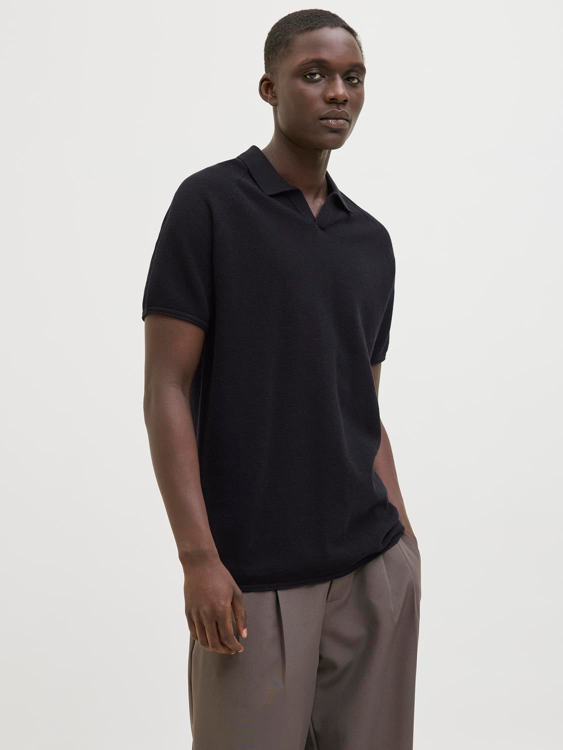 12269693BLACK_2_P