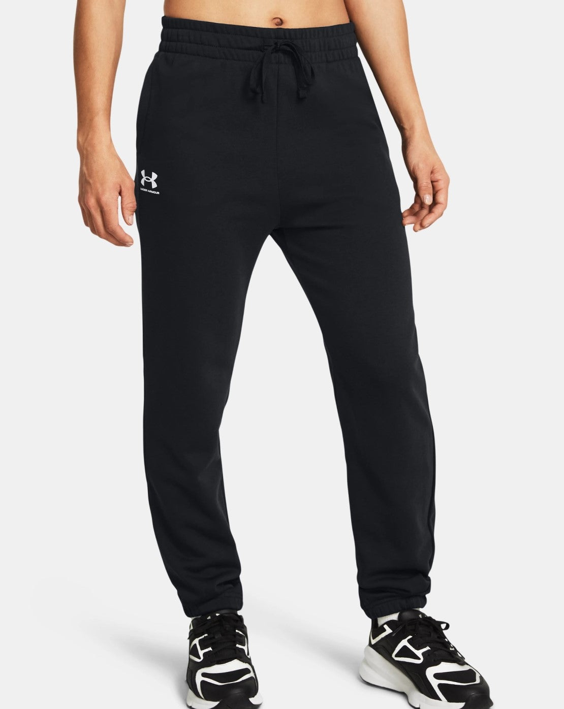 1382735001 BLACK_1_P