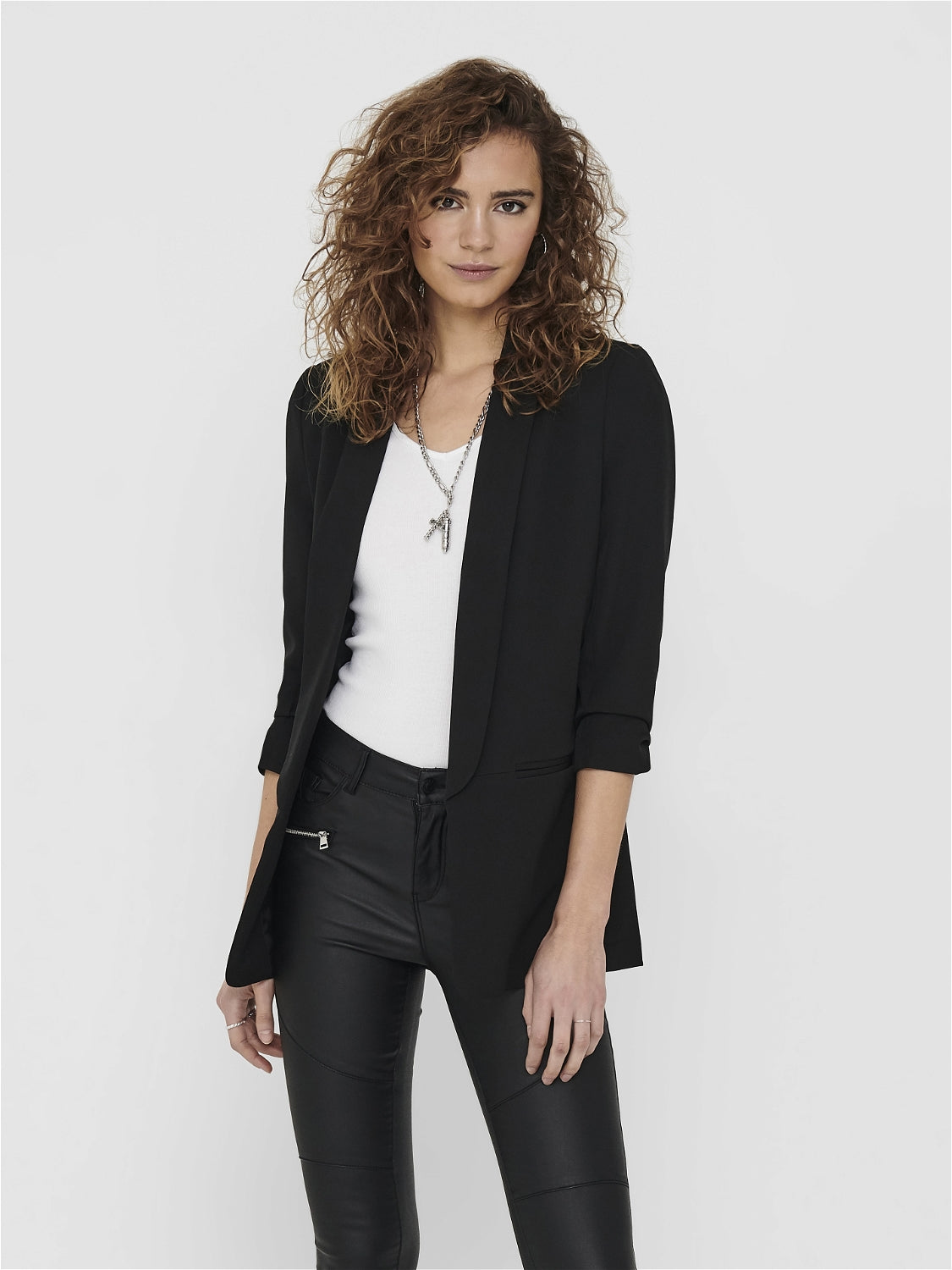 15197451BLACK_2_P