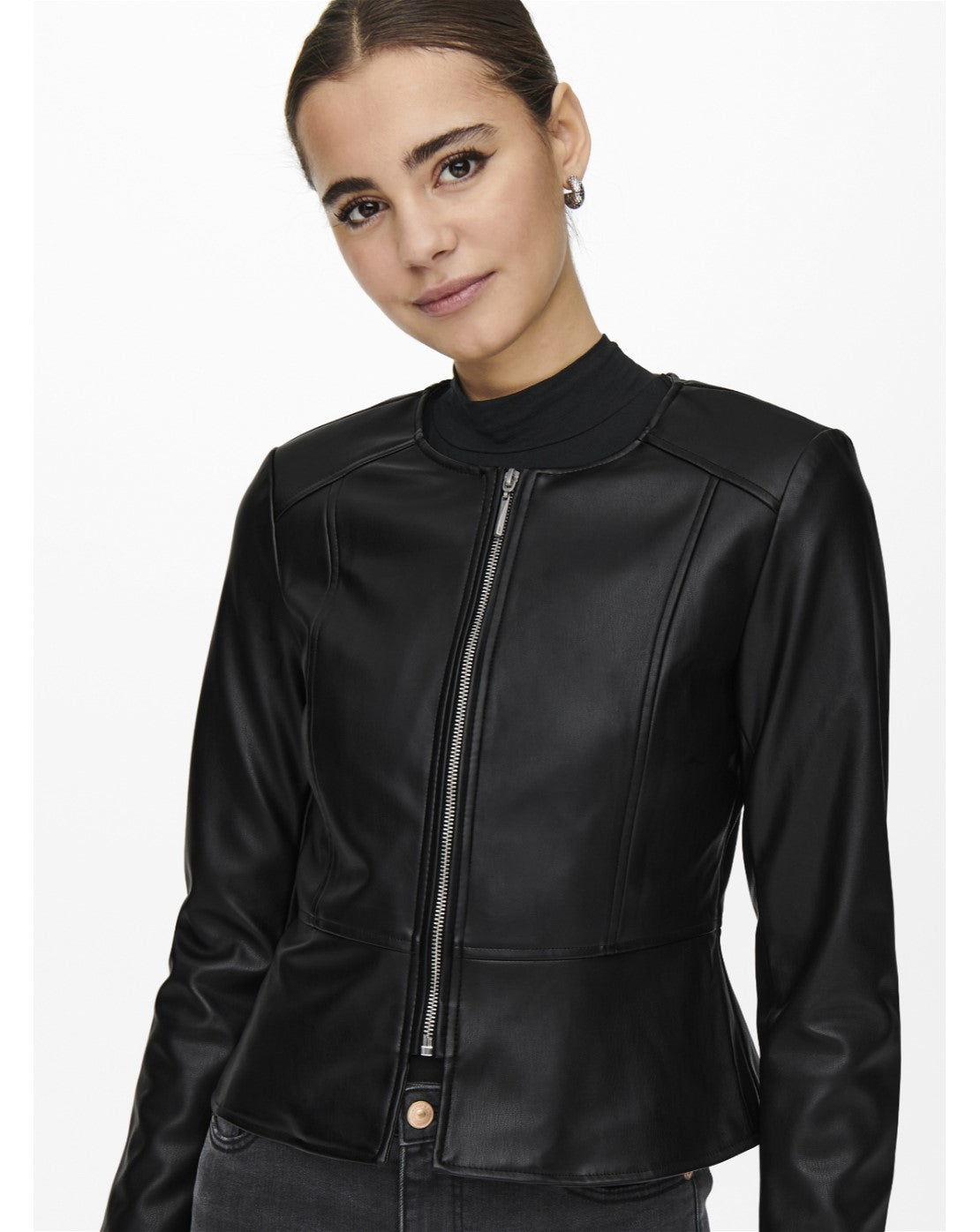 15242271BLACK_2_P