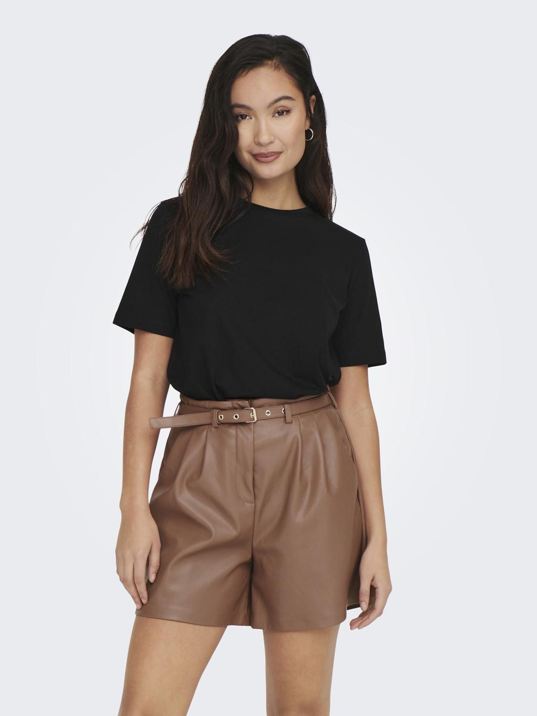 15270390BLACK_2_P