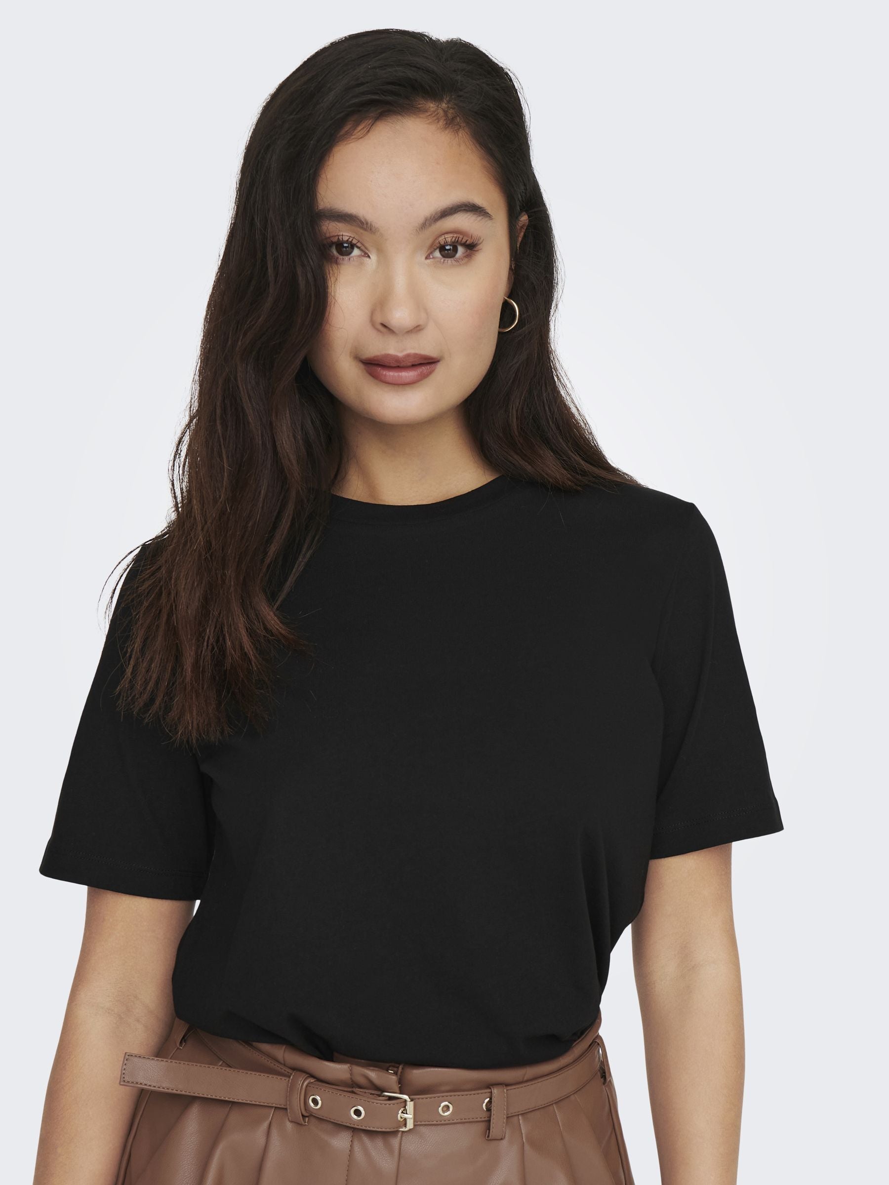 15270390BLACK_5_P