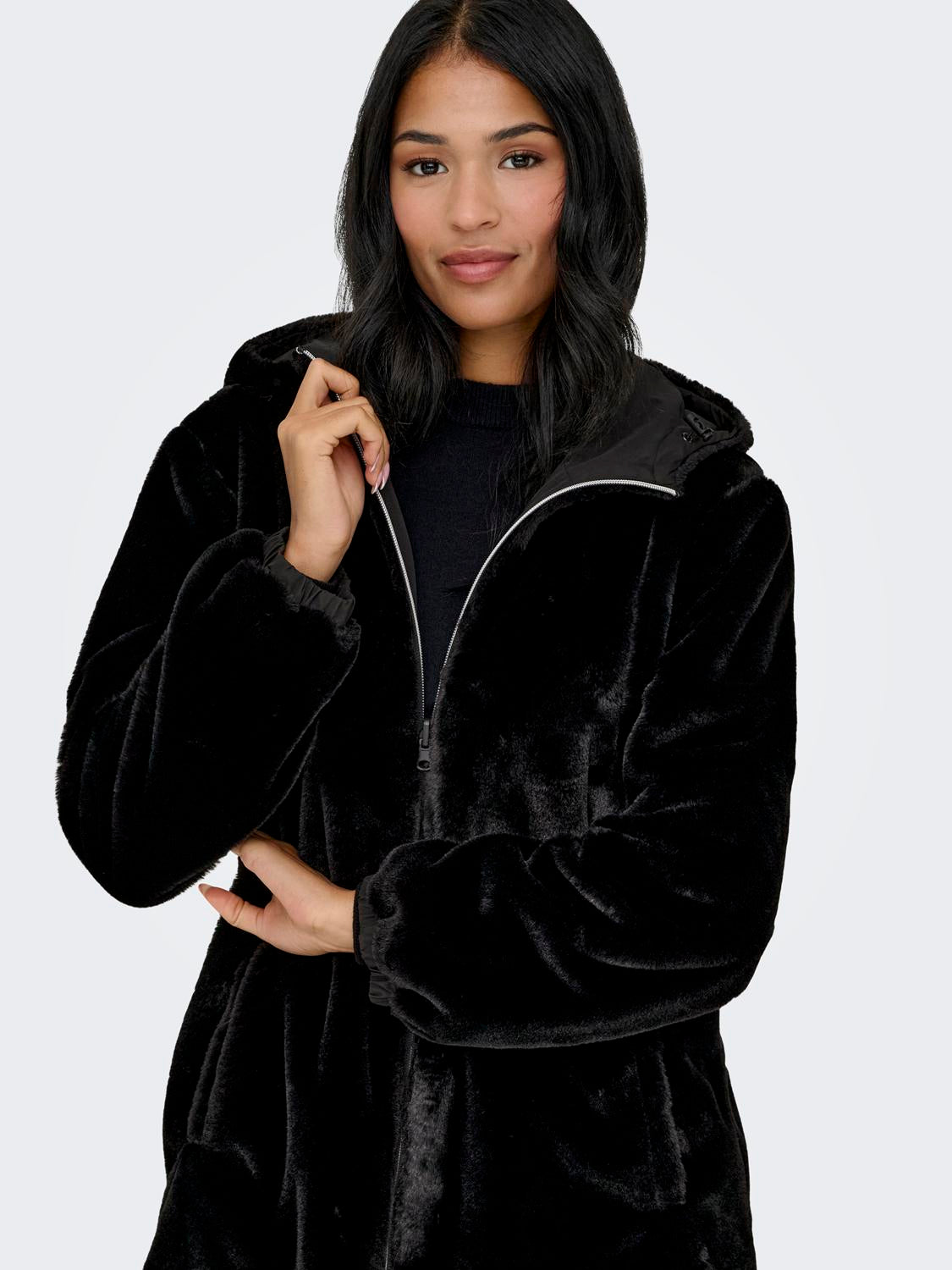 15312870BLACK()WBLACK FU_6_P