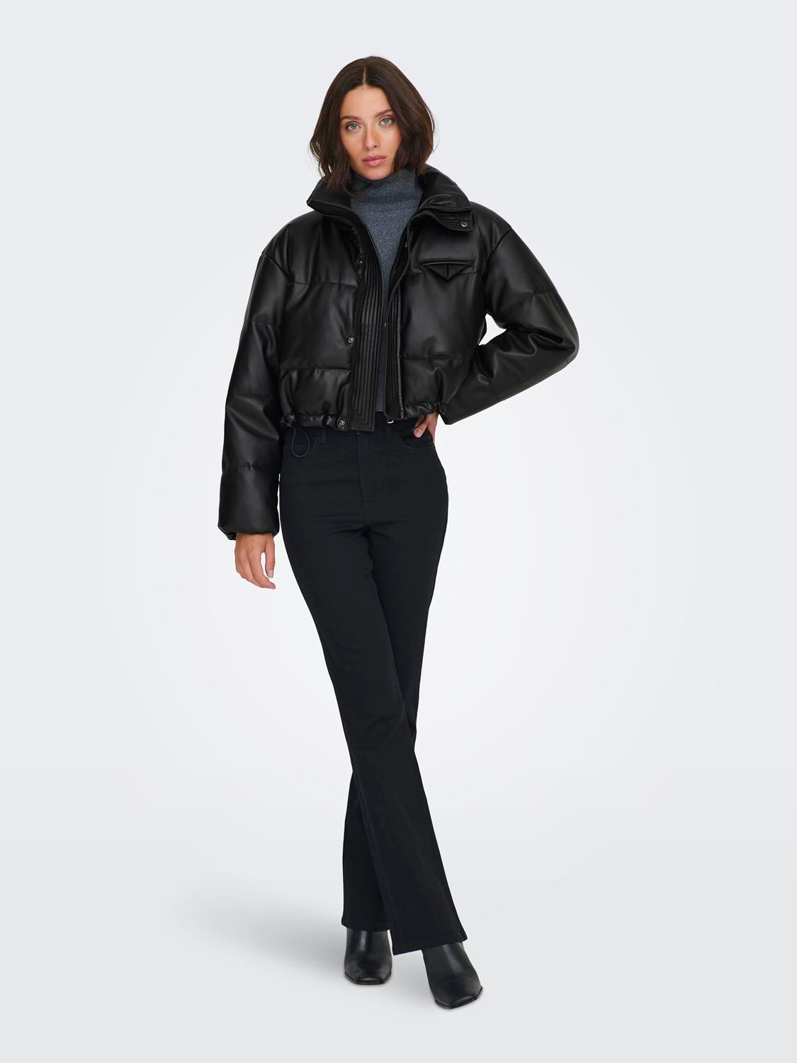 15349205BLACK_6_P