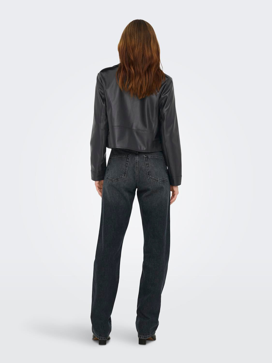 15361396BLACK_5_P