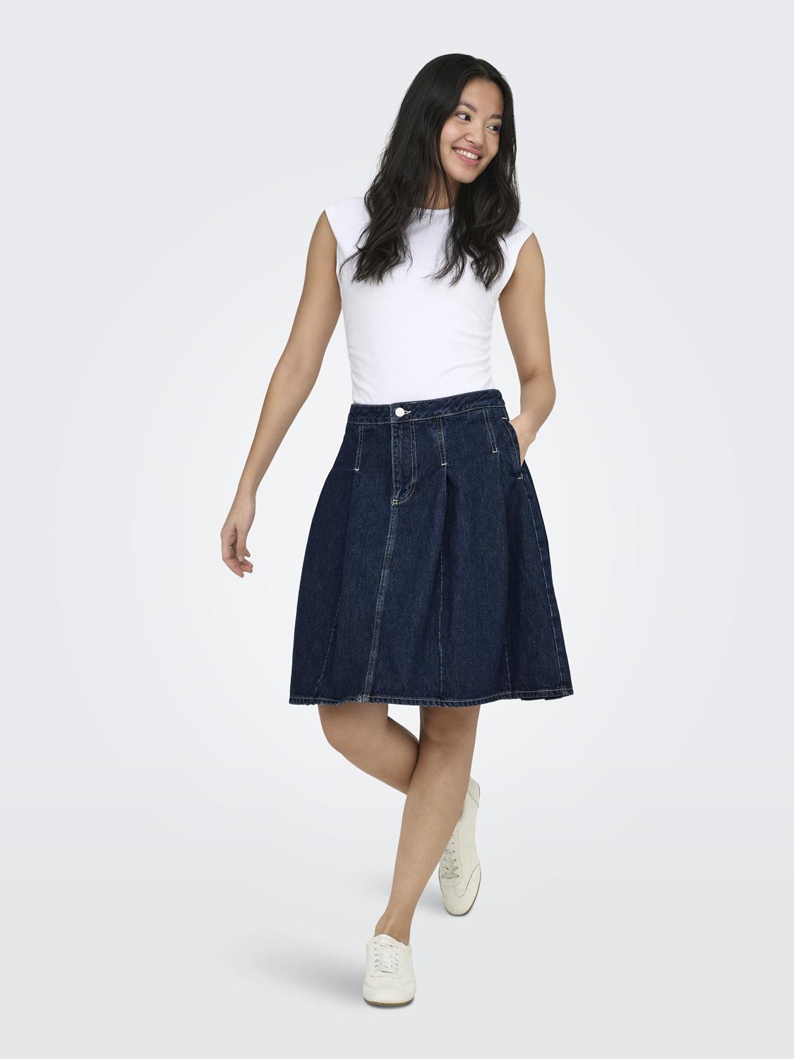 15367938WHITE_3_P
