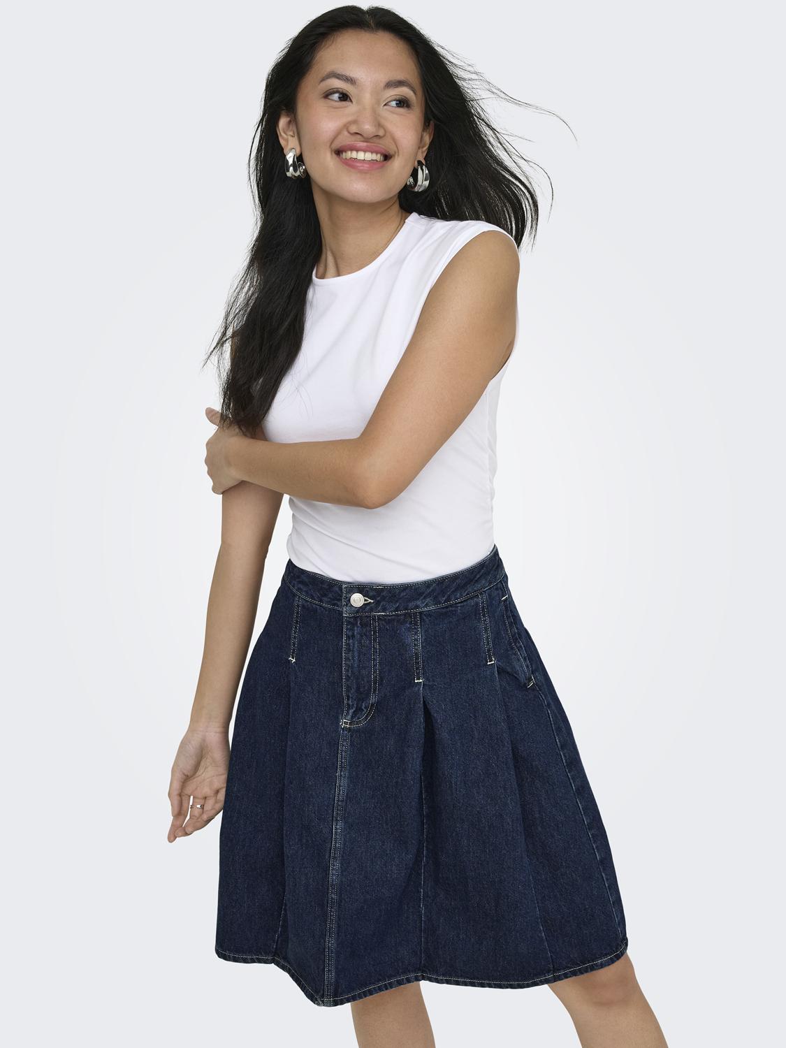 15367938WHITE_6_P