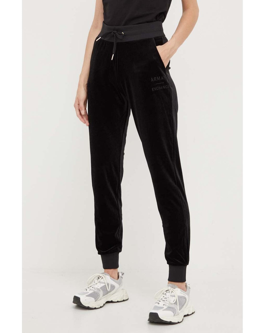 6RYP85 YJ9WZ1200 BLACK_2_P