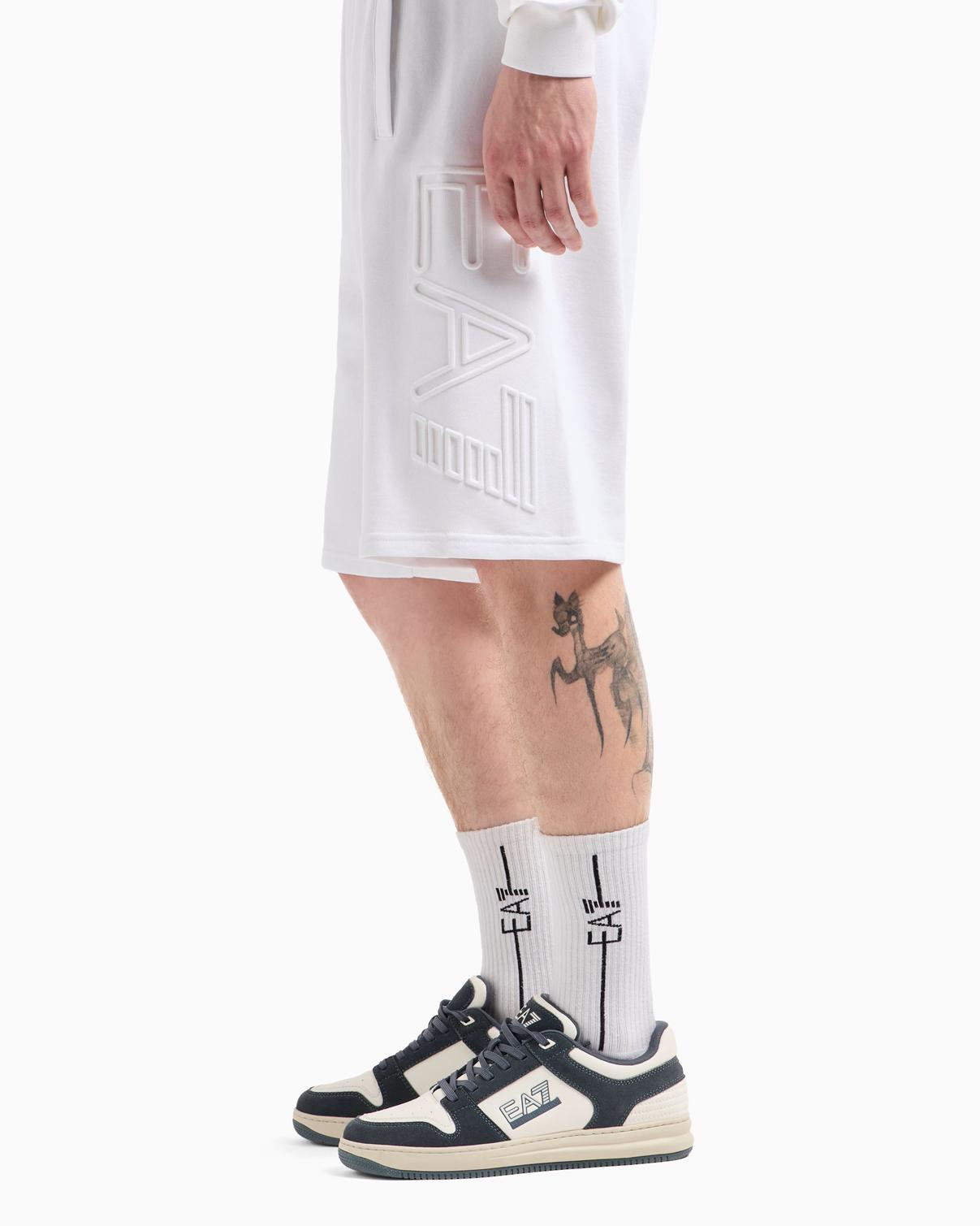 7M000153 AF10432U0002 WHITE_3_P