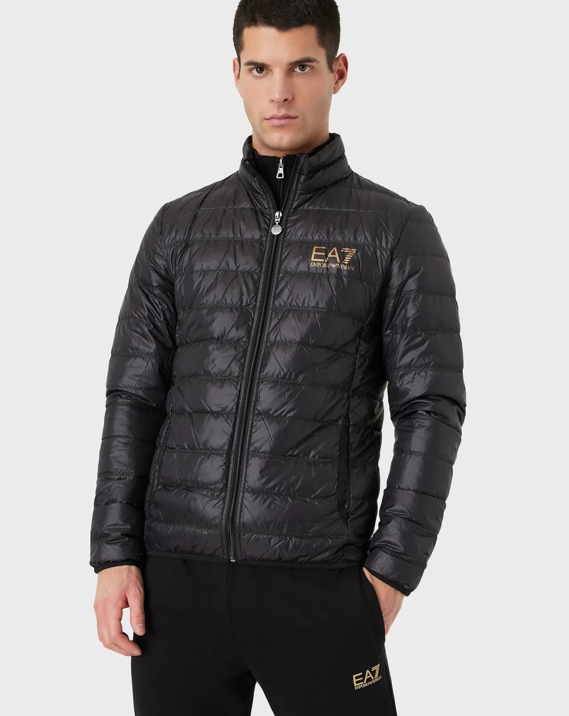 8NPB01 PN29Z0208 BLACK_3_P
