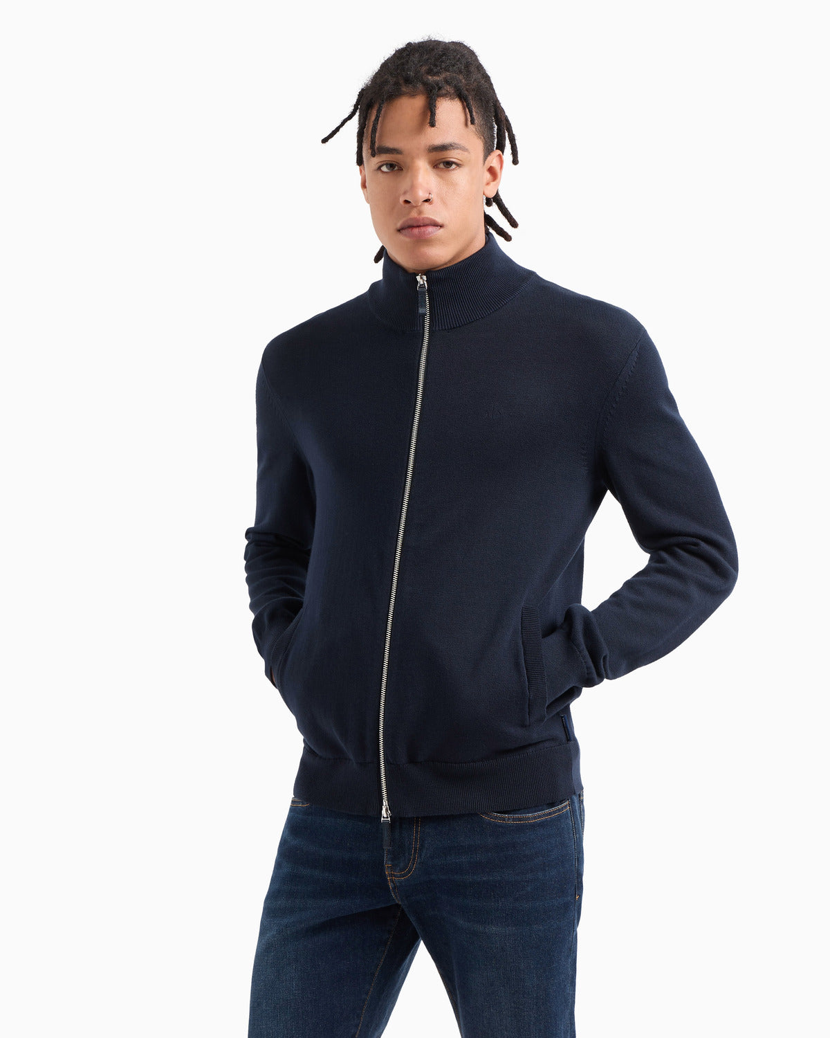 8NZE4D ZM8CZ1510 NAVY_1_P