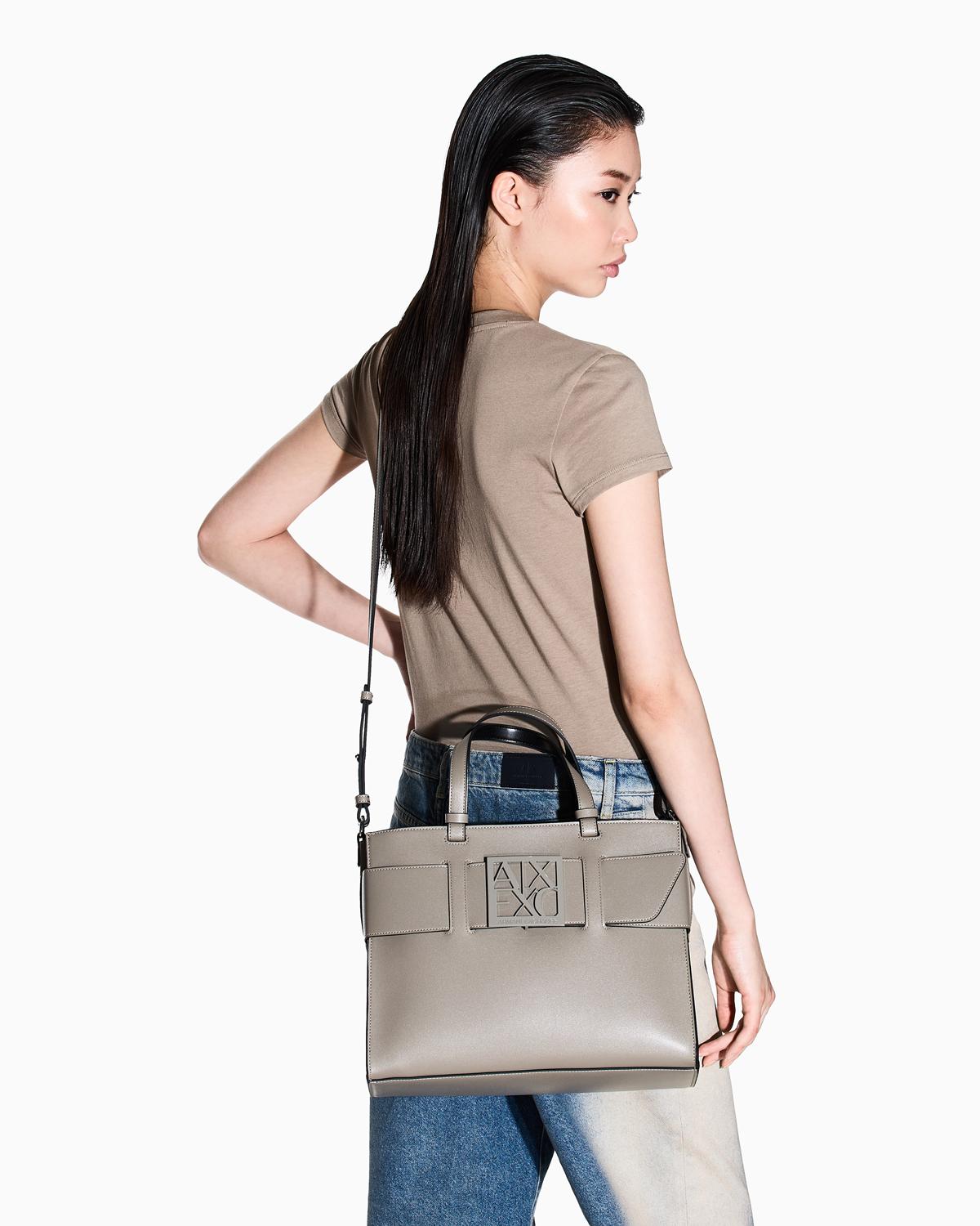 942689 0A874U6242 BROWN BASS_6_P