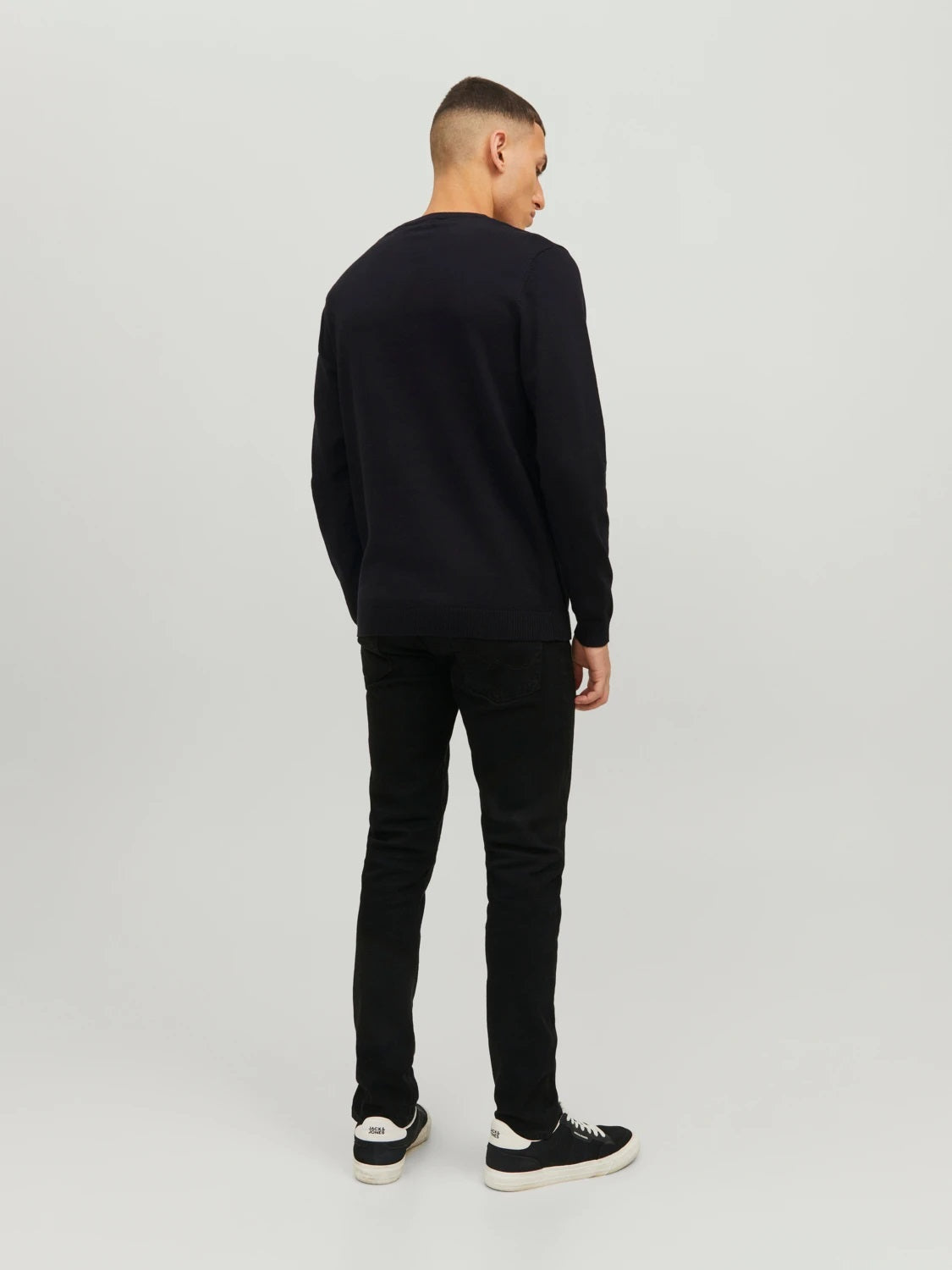 BLACK_4_P