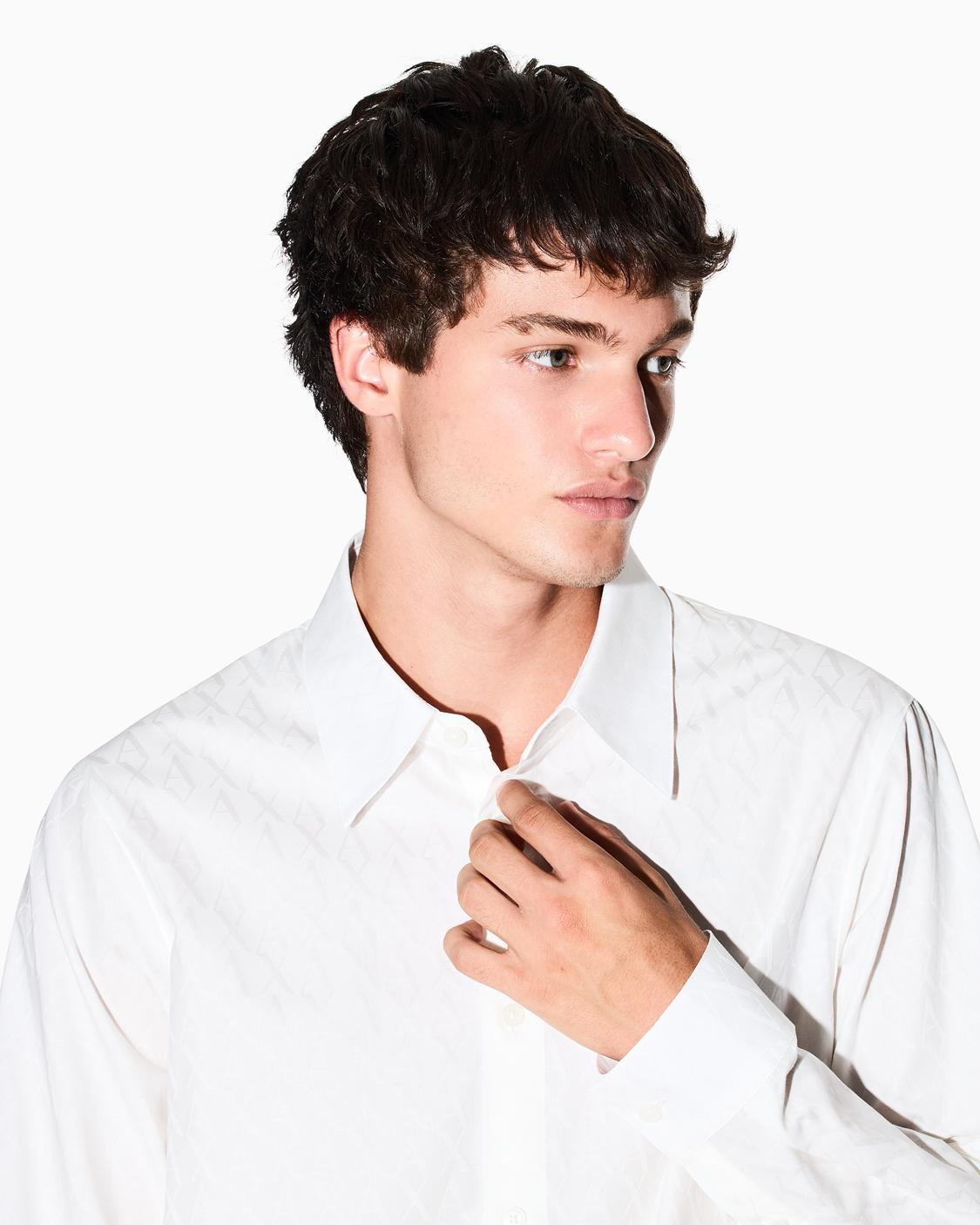 XM001587 AF16631U0009 OFF WHITE_3_P