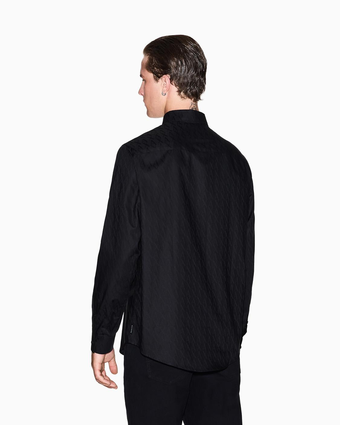 XM001587 AF16631UC001 BLACK_2_P