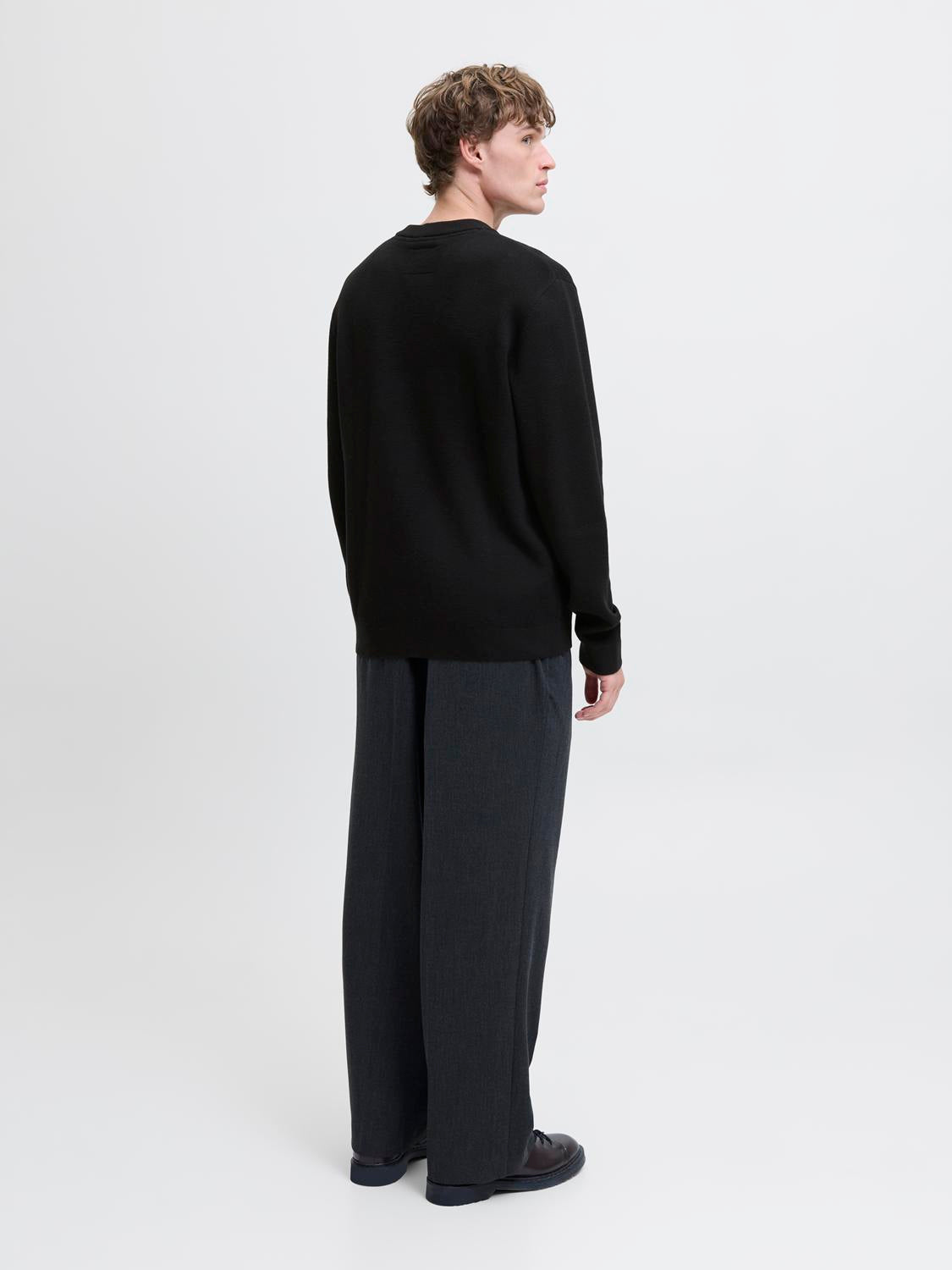 12259666BLACK_4_P