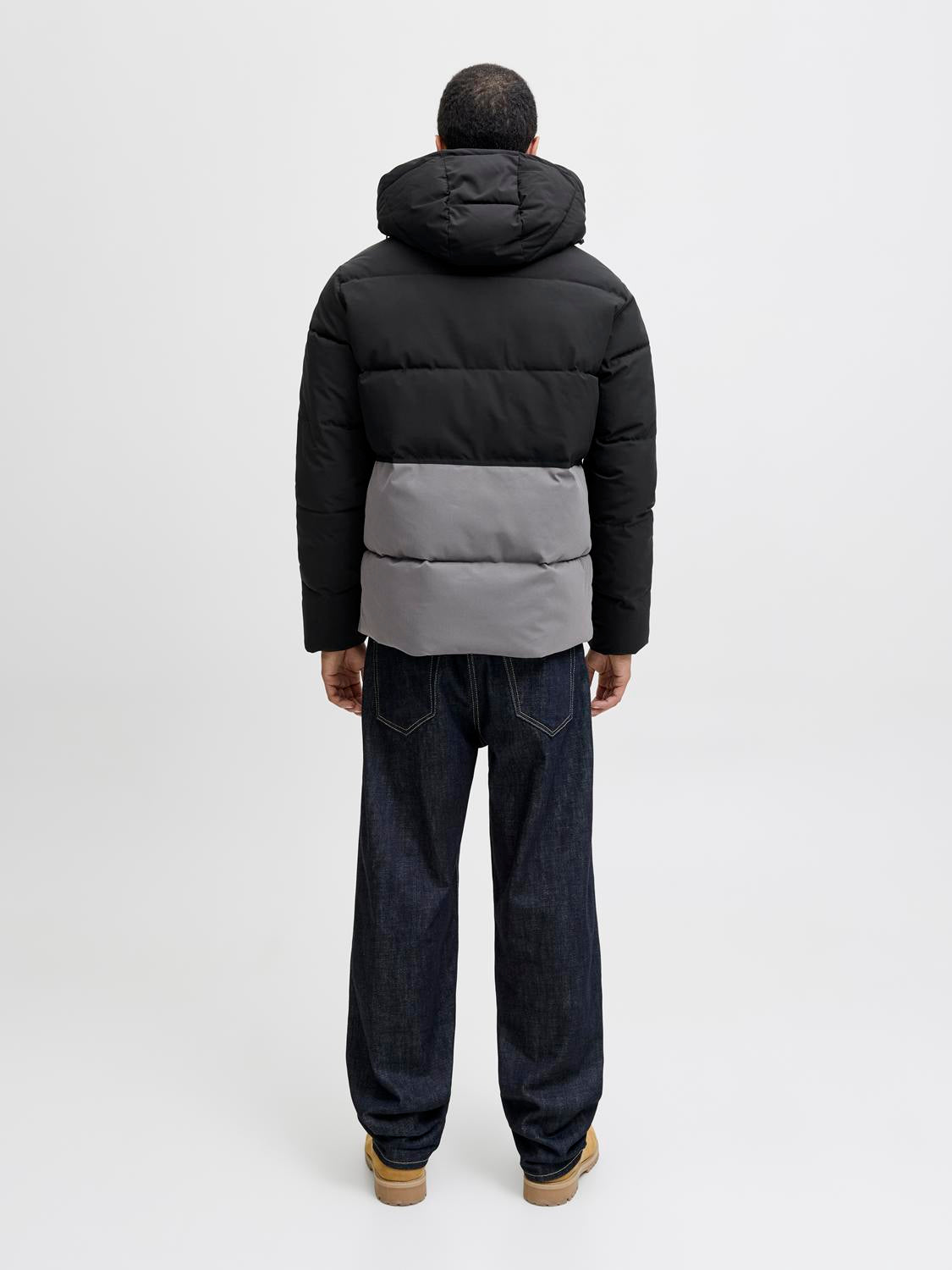 12278792CASTLEROCK()BLACKBLOC_3_P