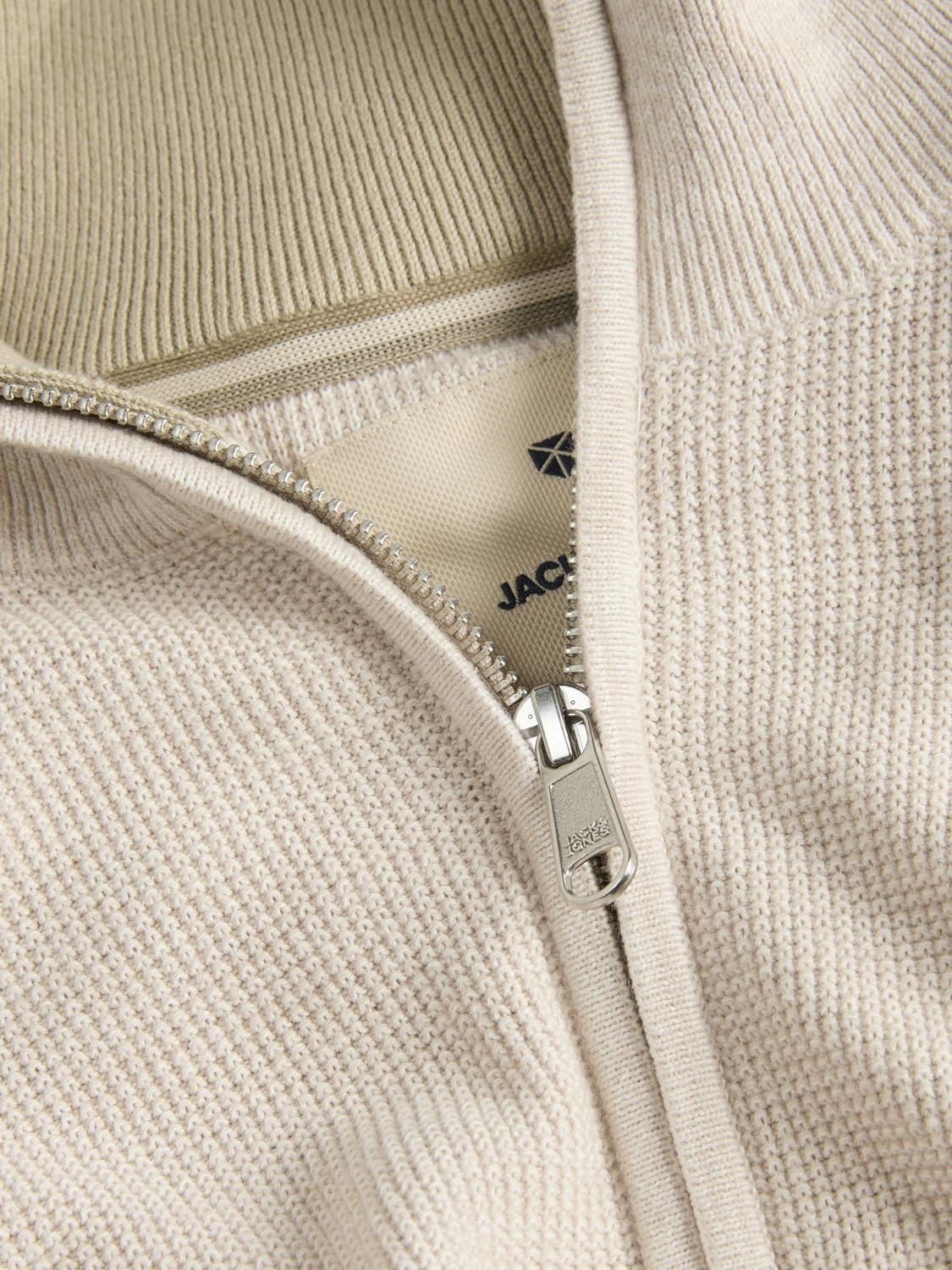 12284356WHITECAP GRAY_3_P