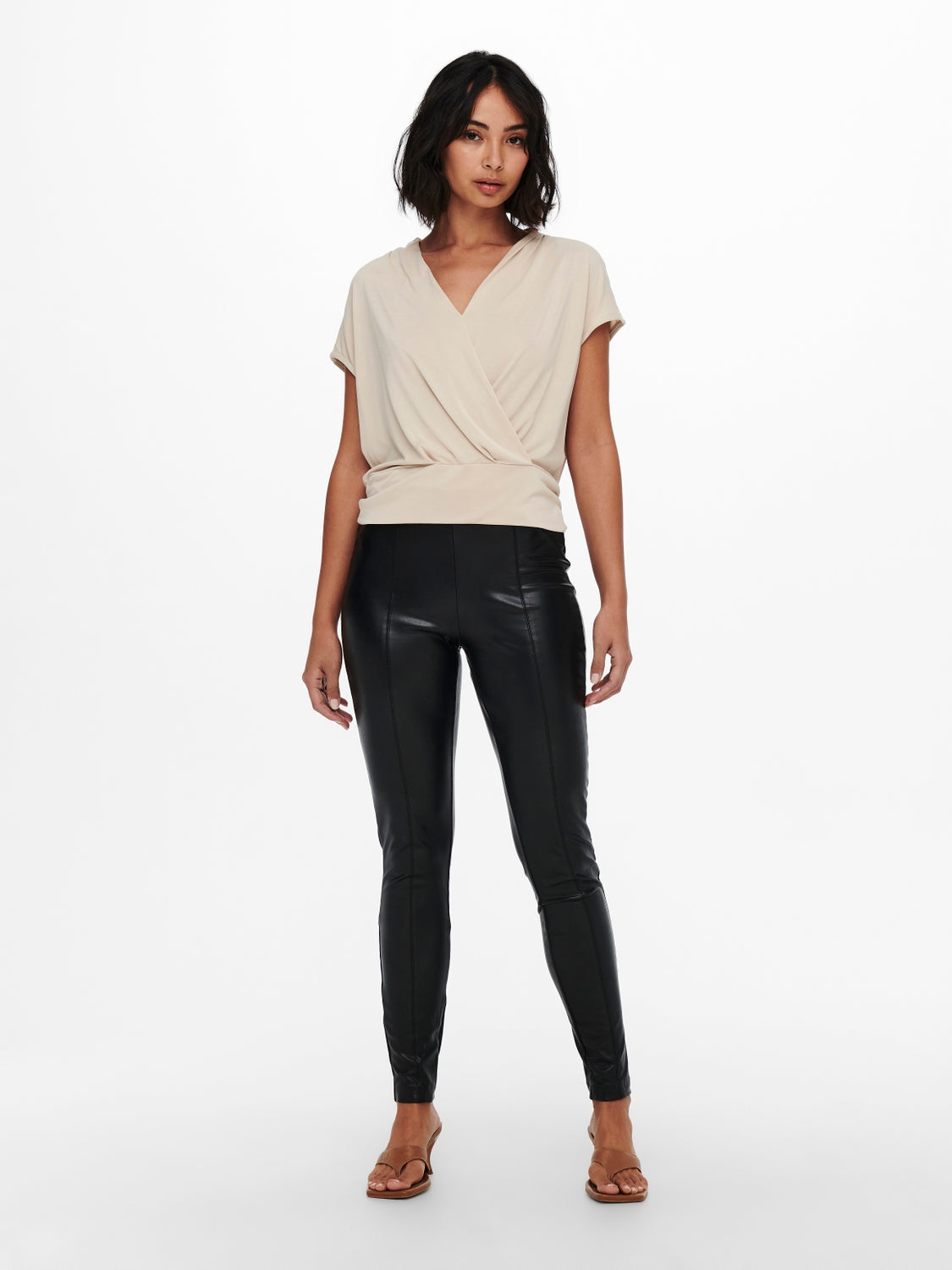 15231825BLACK_2_P