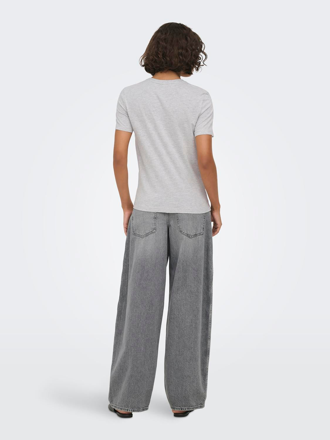 15353246LIGHT GREY MELA()CAT GOOD F_4_P