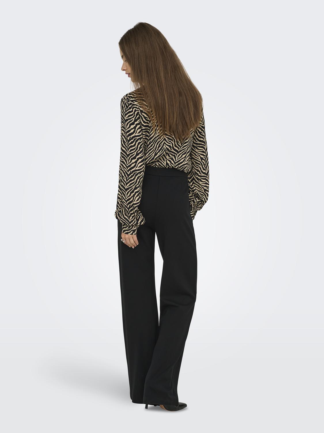 15353586BLACK_4_P