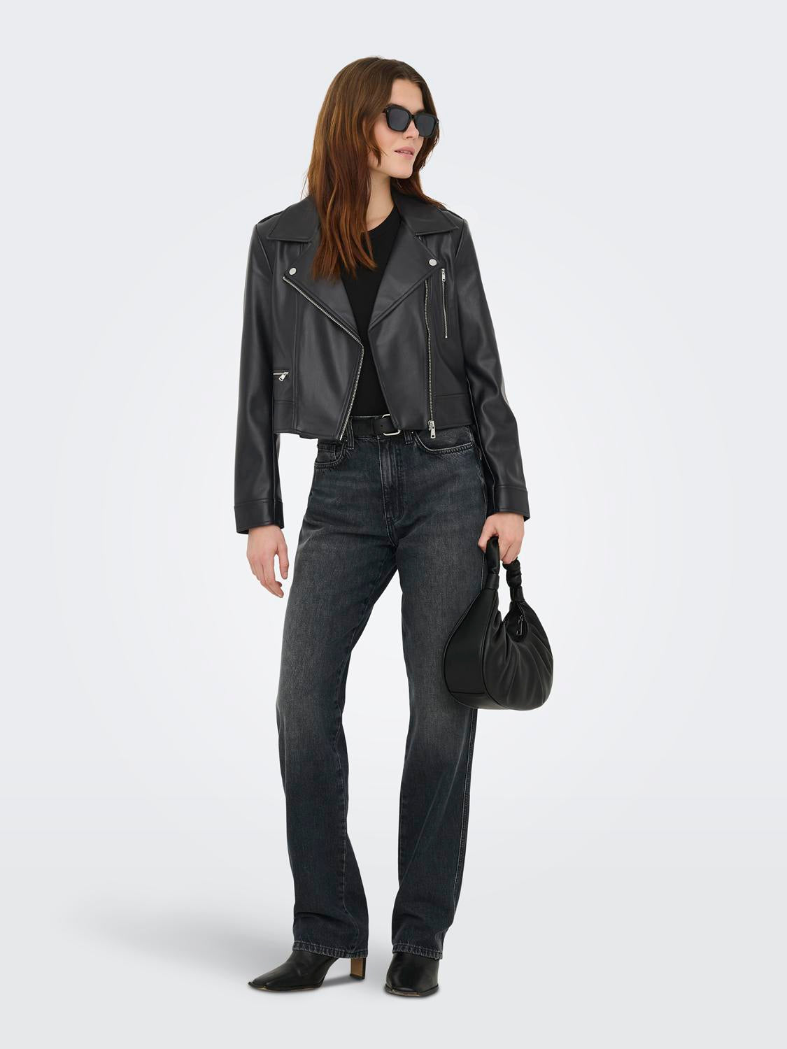 15361396BLACK_2_P