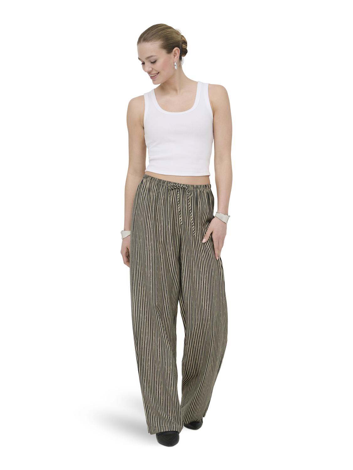 15374870BLACK()OBLIQUE ST_2_P