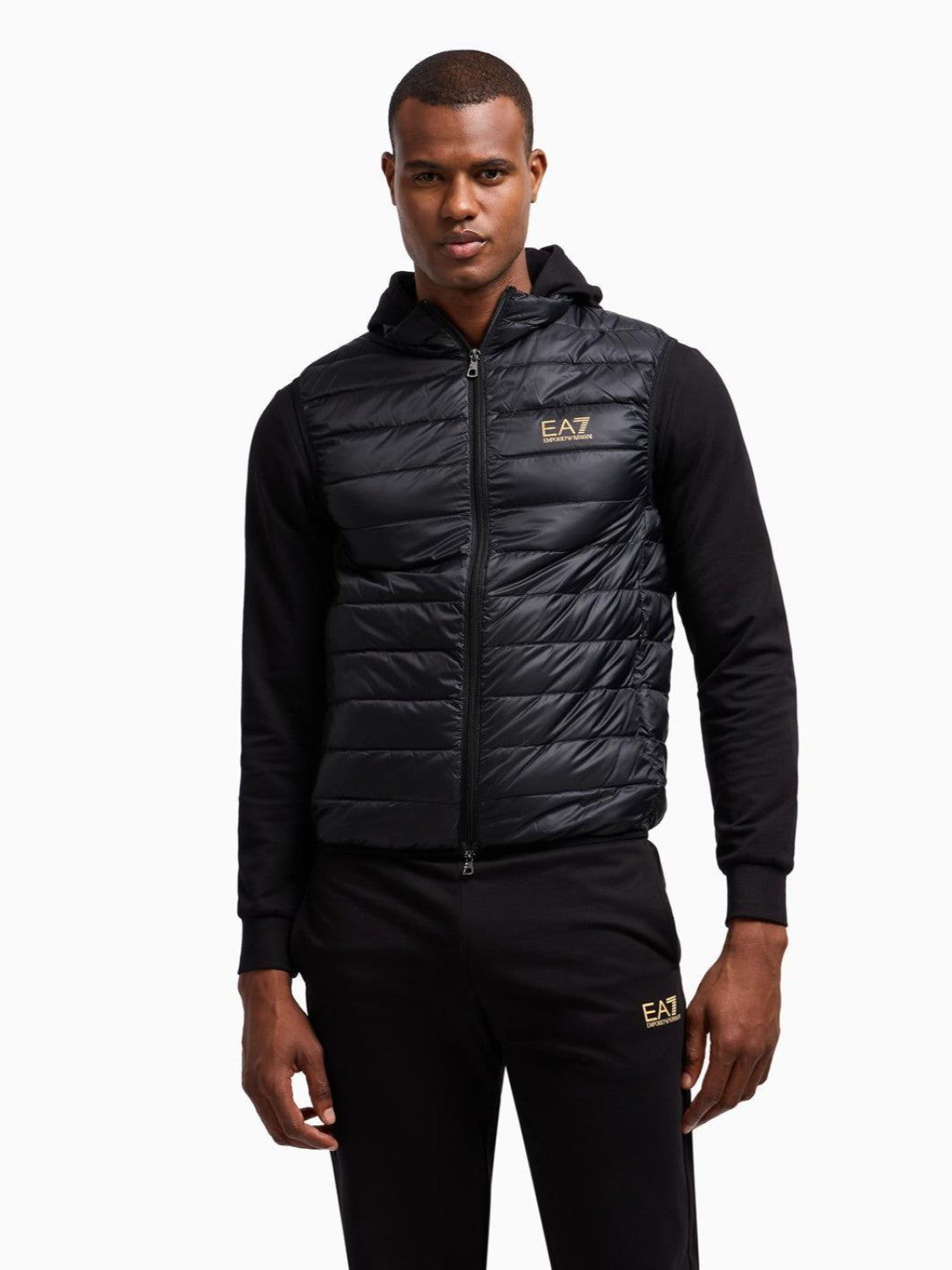 8NPQ06 PNGPZ0208 BLACK_1_P