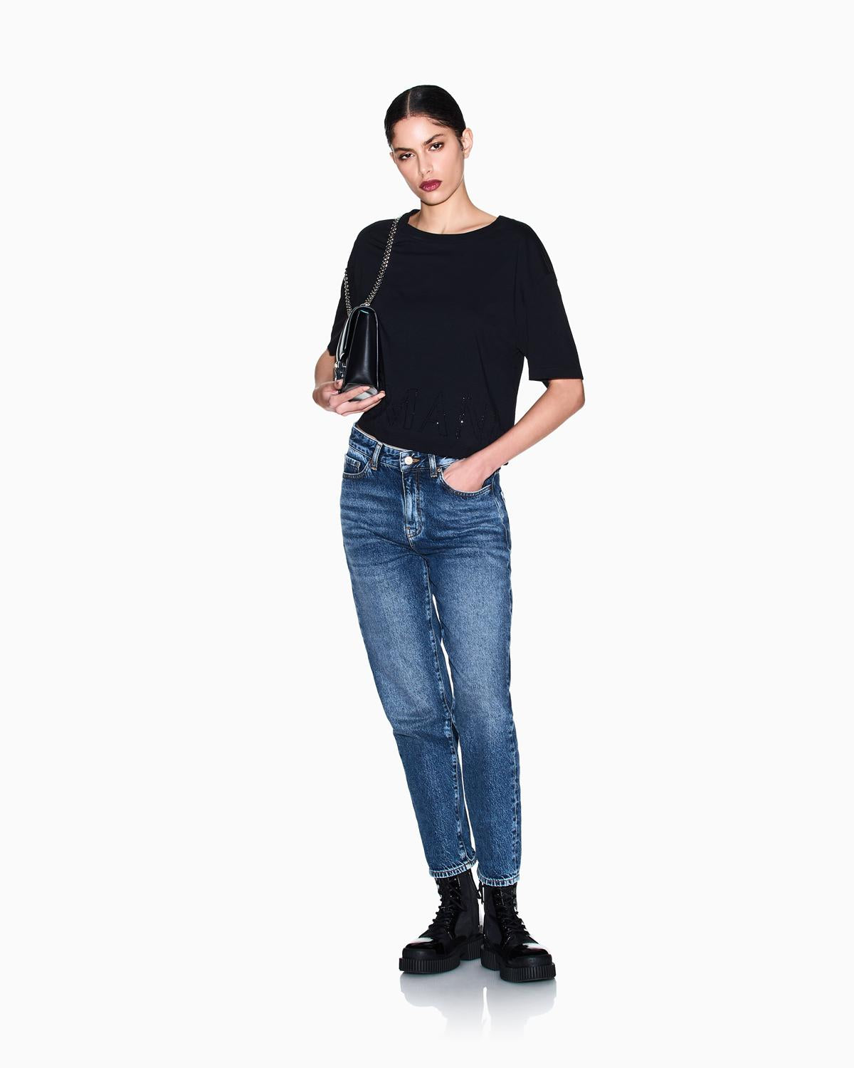XW001709 AF17172UC001 BLACK_3_P